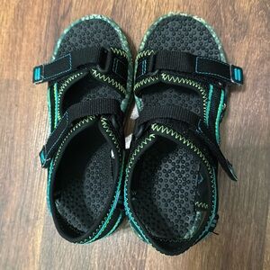 Wonder Nation Boys Sandals Size 11 Velcro Straps Green Blue Black Play Shoes